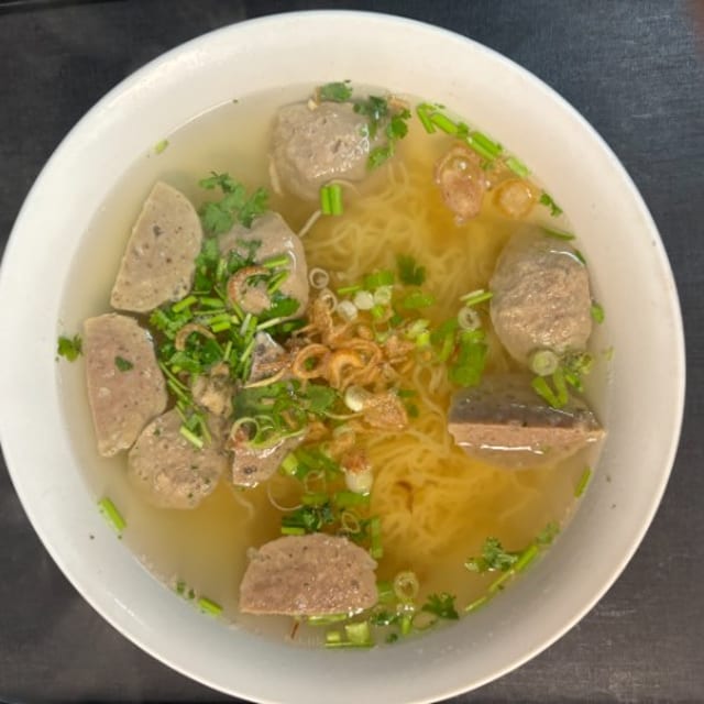 28. Mi Bo Vien.