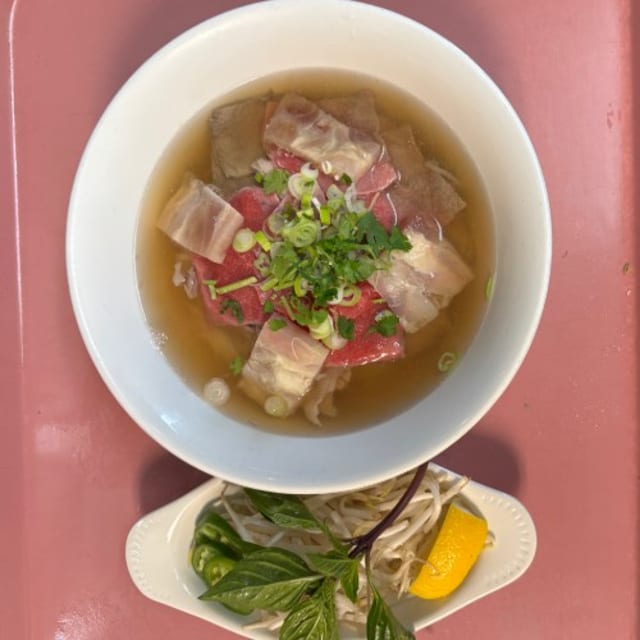 11. Pho Tai, Gan.