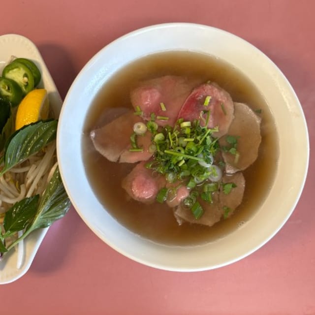 9. Pho Tai, Chin.