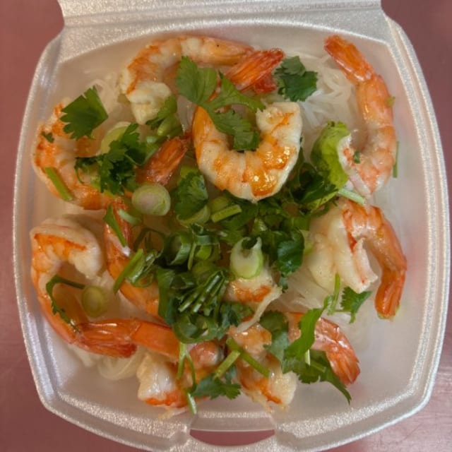 17. Pho Tom.