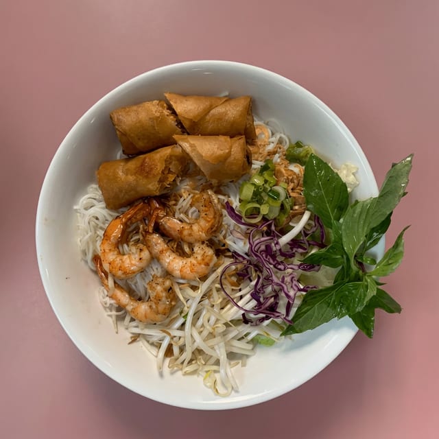36. Bun Tom Nuong Cha Gio.
