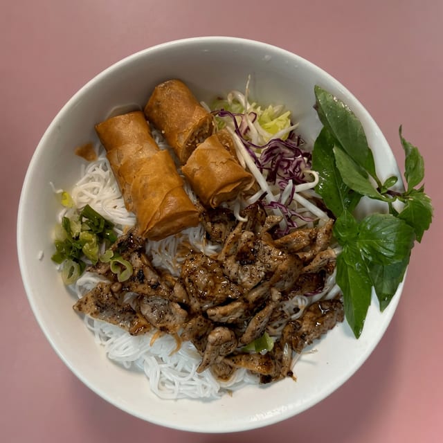 32. Bun Tom, Thit Nuong.